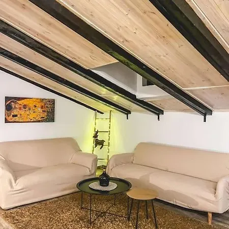 η σοφίτα σας Apartment *